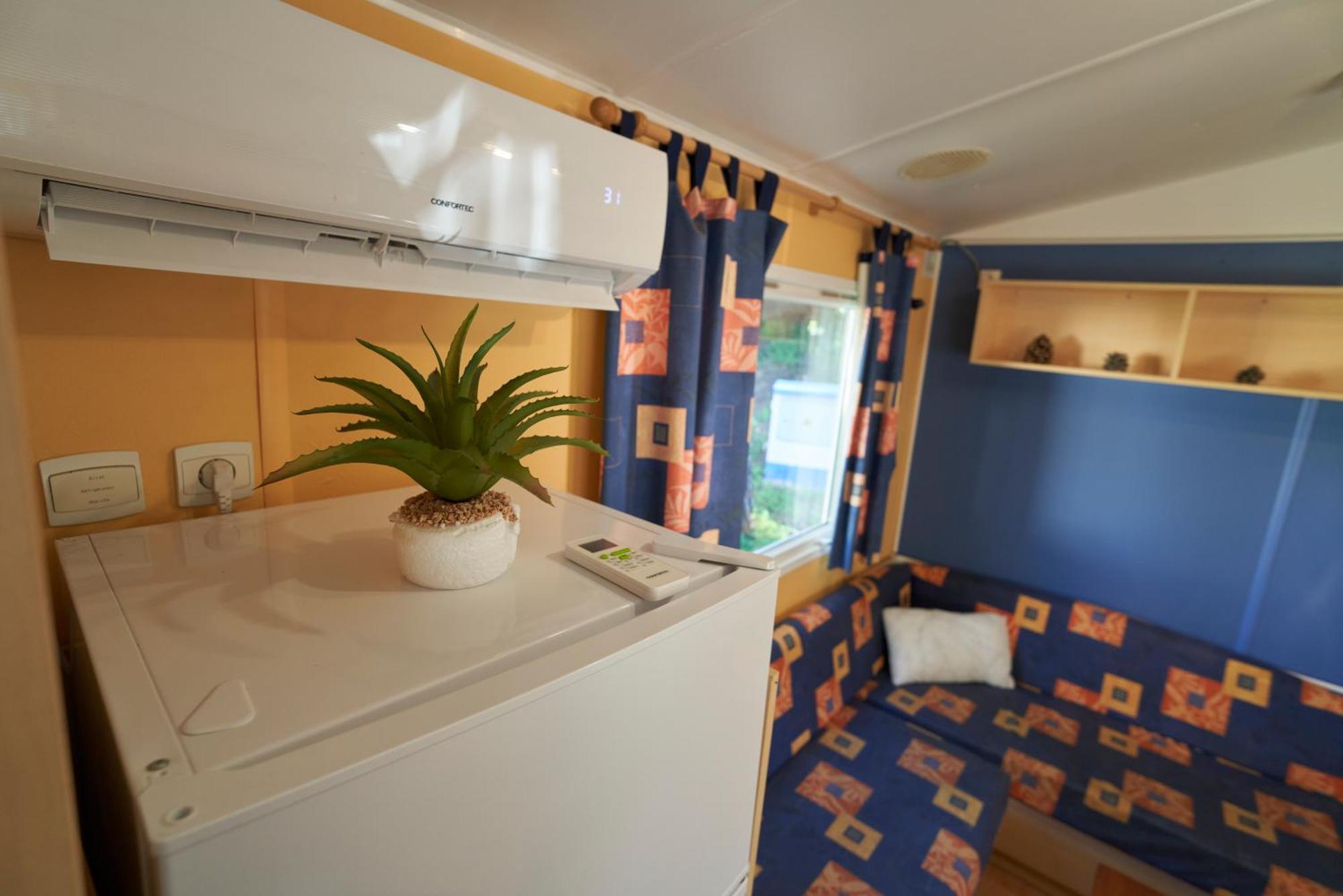 Zaluay - Mobile Homes Исла-Кристина Экстерьер фото