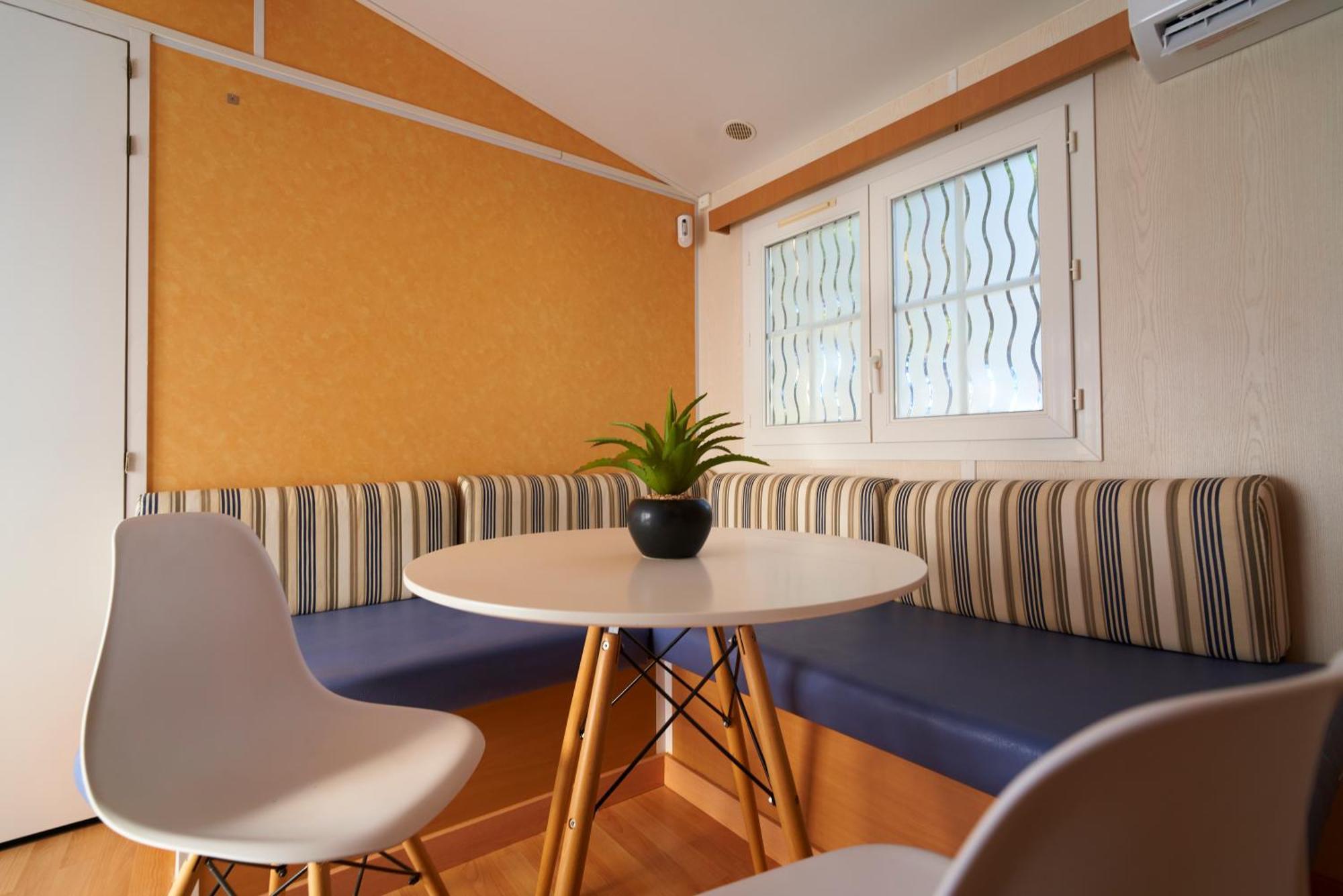 Zaluay - Mobile Homes Исла-Кристина Экстерьер фото